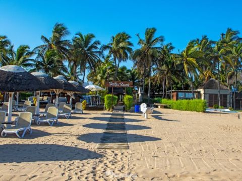 Dallys Resort 
